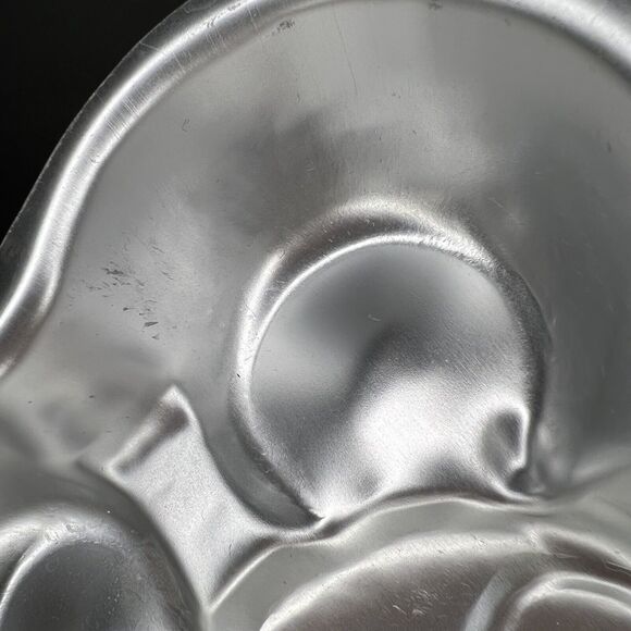 Lot 2 Wilton Mickey Mouse Cake Pans Disney Full Body Birthday Vintage 80s 90s - Picture 8 of 16